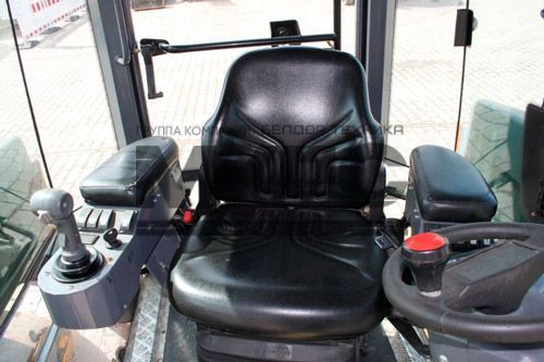 Двухвальцевый каток HAMM DV 70 VV