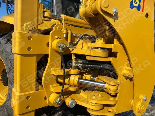 Экскаватор-погрузчик XGMA XG765H-4ТХ