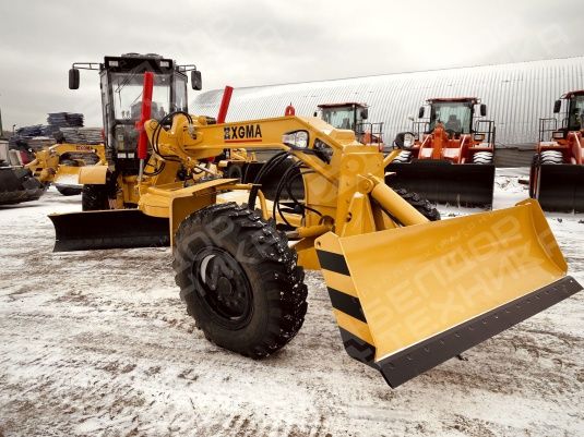 Грейдер XGMA 3220