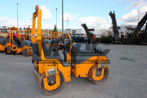 Каток HAMM HD 12 VV