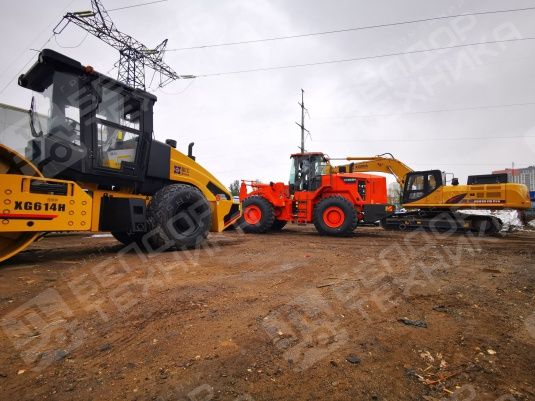 Фронтальный погрузчик XGMA XG968