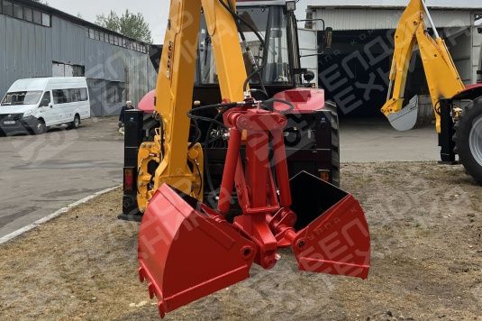 Экскаватор-погрузчик ДЭМ-1143