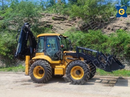 Экскаватор-погрузчик XGMA XG765N