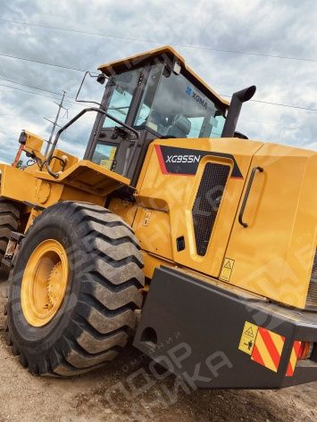 Фронтальный погрузчик XGMA XG955