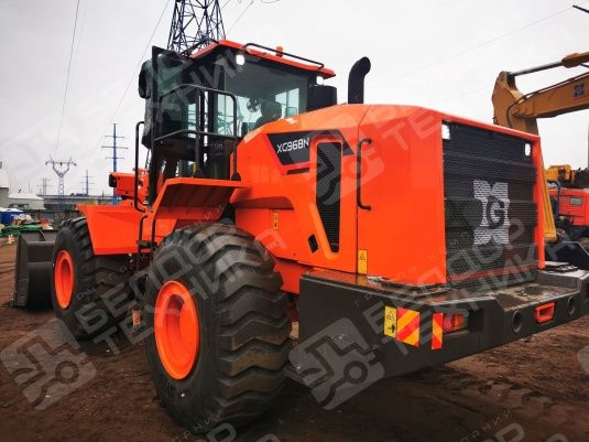 Фронтальный погрузчик XGMA XG968
