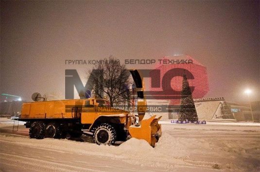 Снегоочиститель шнеко-роторный 9531-03 на УРАЛ