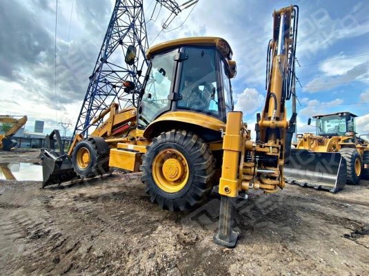 Экскаватор-погрузчик XGMA XG765N