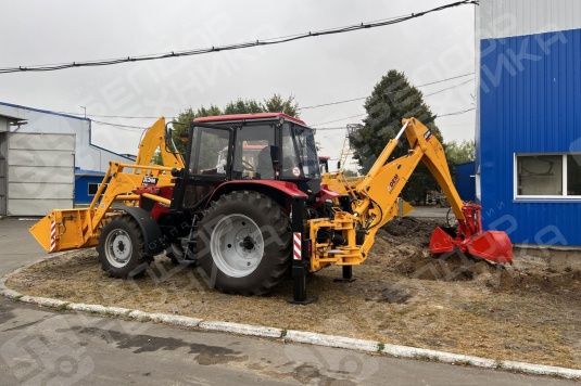 Экскаватор-погрузчик ДЭМ-1143