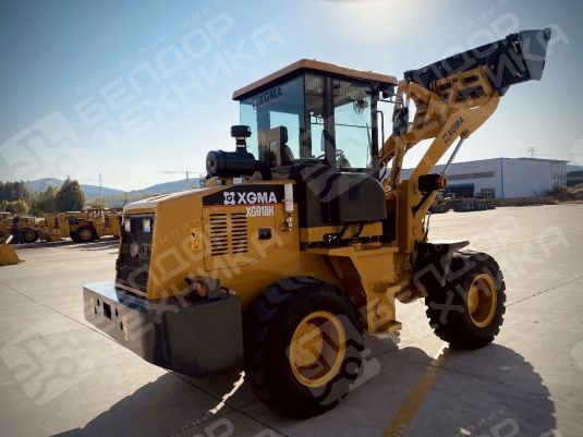 Фронтальный погрузчик XGMA 918 N
