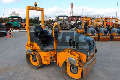 Каток HAMM HD 12 VV
