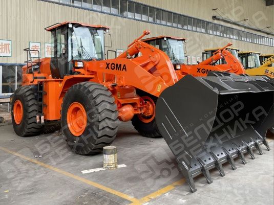 Фронтальный погрузчик XGMA XG968